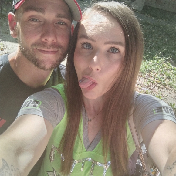 Meet your Posher, Danielle - Picture 5 of 6